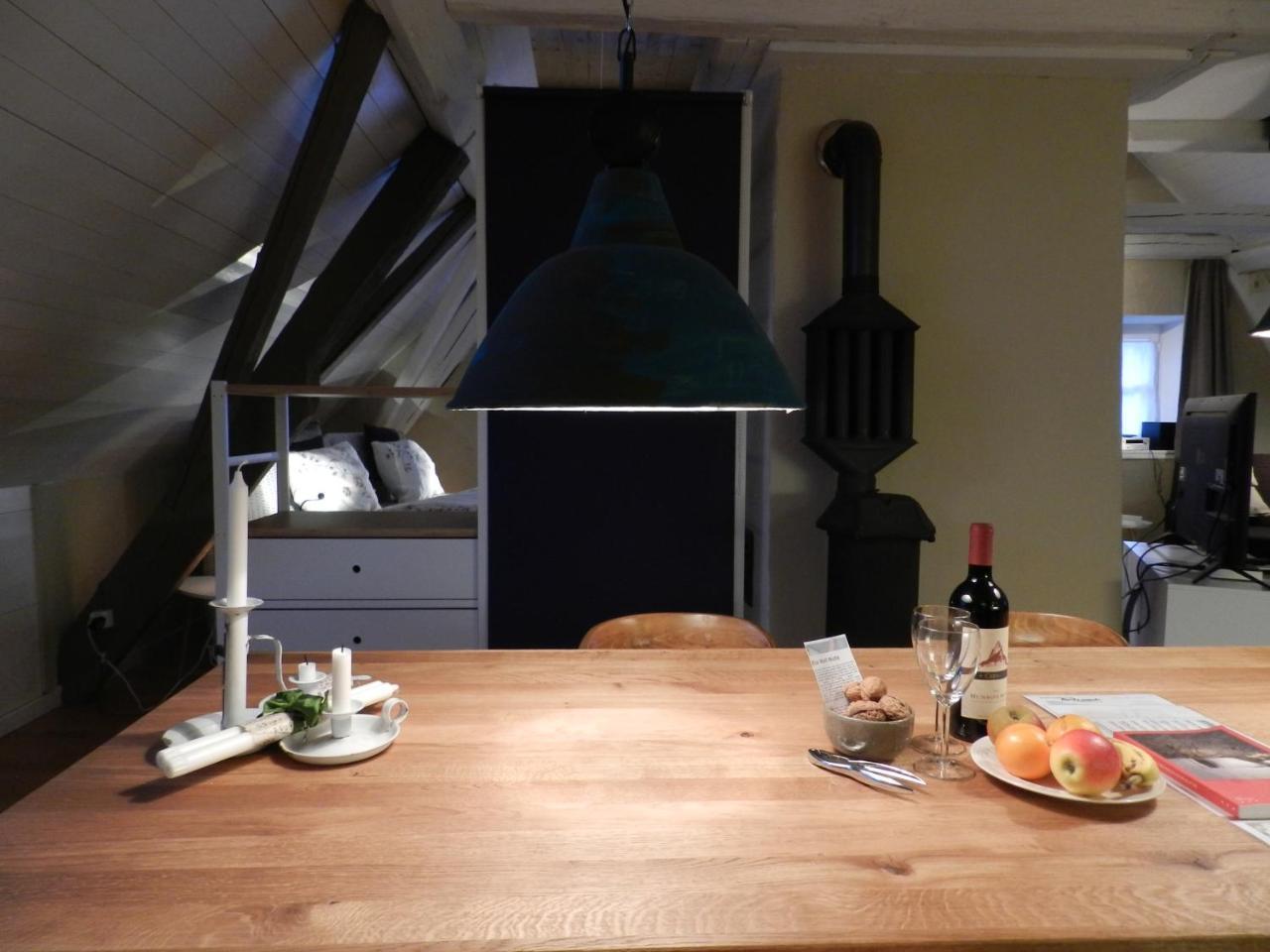 Blue Wall Bnb 4* Gebenstorf